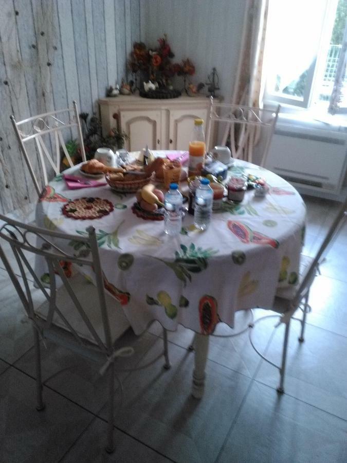 Chambre Chez l'Habitant Ambares-et-Lagrave Extérieur photo